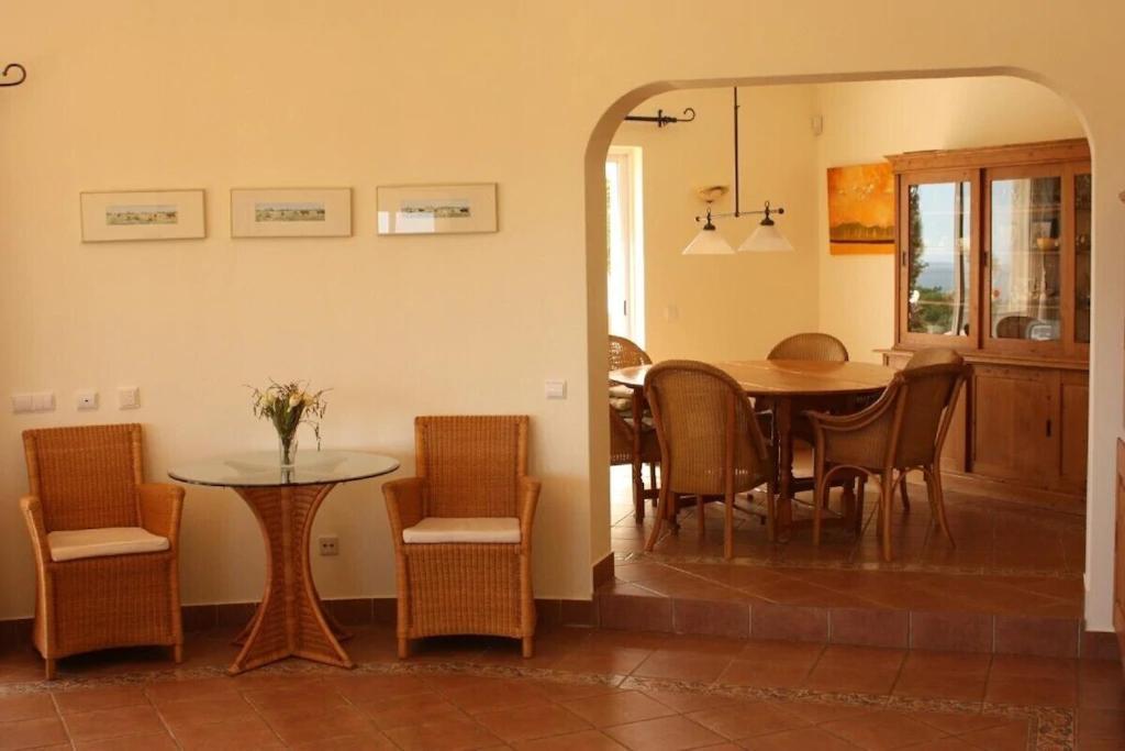 Villa With Beautiful See Views & Spacious Garden เฟร์รากูโด ภายนอก รูปภาพ